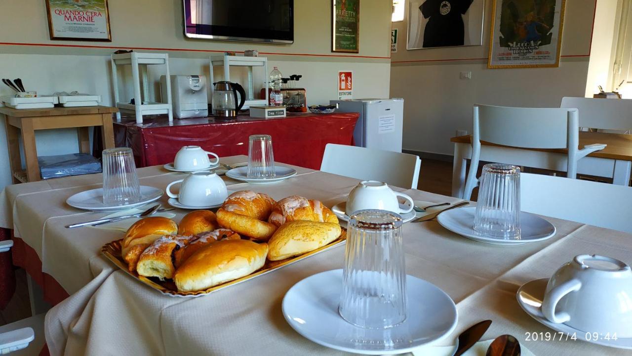 Le Rondini Di San Donato Bed & Breakfast Lucca Dış mekan fotoğraf