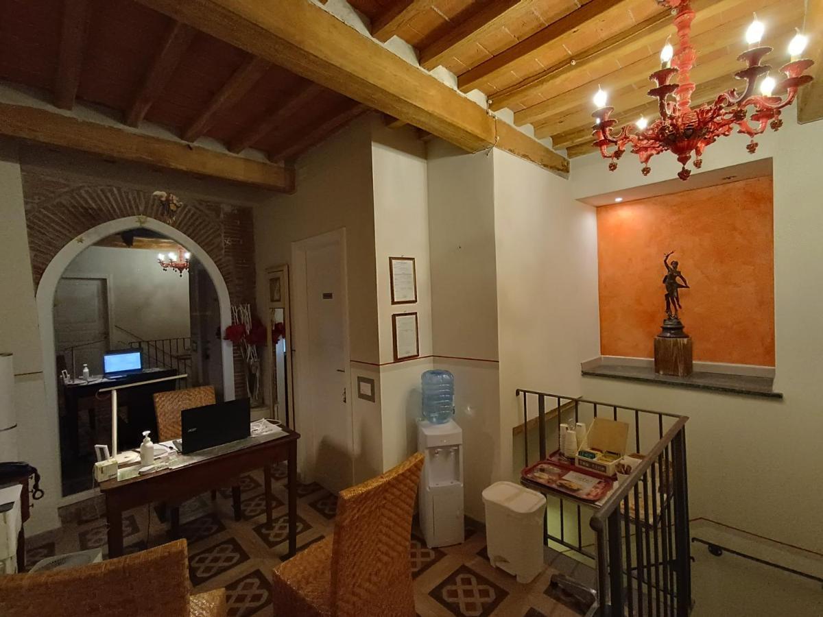Le Rondini Di San Donato Bed & Breakfast Lucca Dış mekan fotoğraf